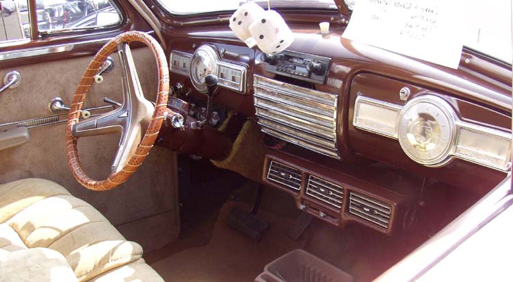 41 Pontiac Coupe Dash