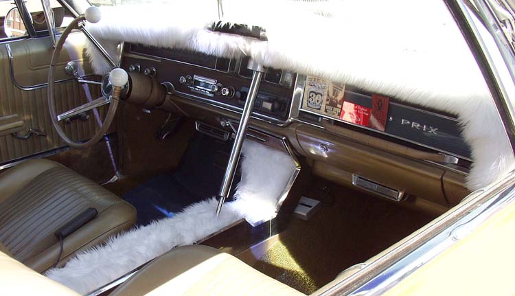 66 Pontiac Grand Prix 2dr Hardtop Custom Dash