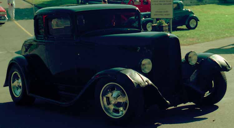 32 Ford Chopped 5 Window Coupe